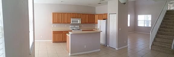 4th image of 9448 Scarlette Oak Ave