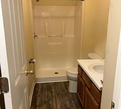 3rd image of 4592 Rock Creek Cir