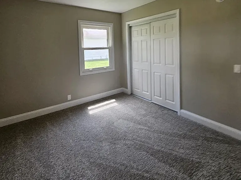 650 S Elm St — Photo 12