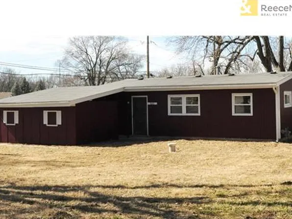 8618 Crystal Ave, Kansas City, MO 64138