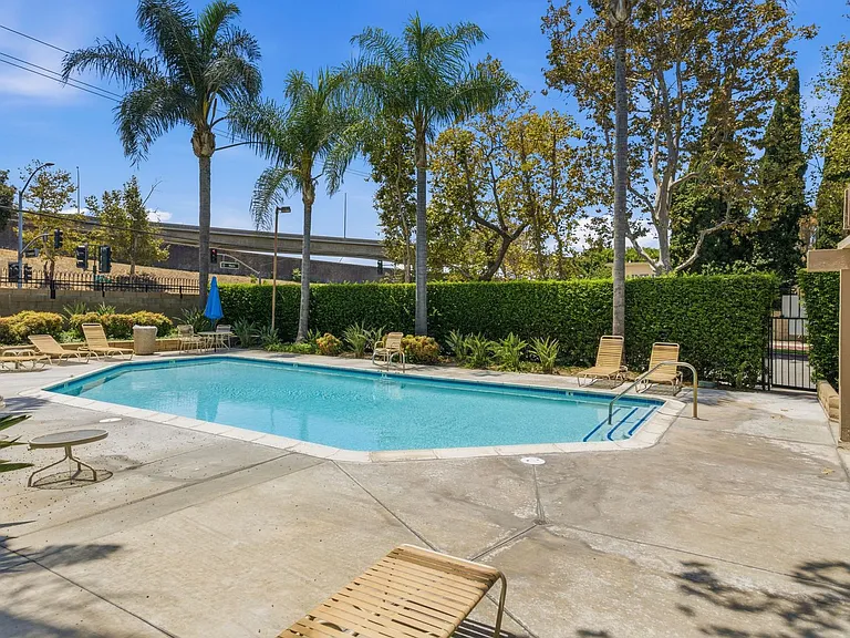 15192 Moir Ct — Photo 22