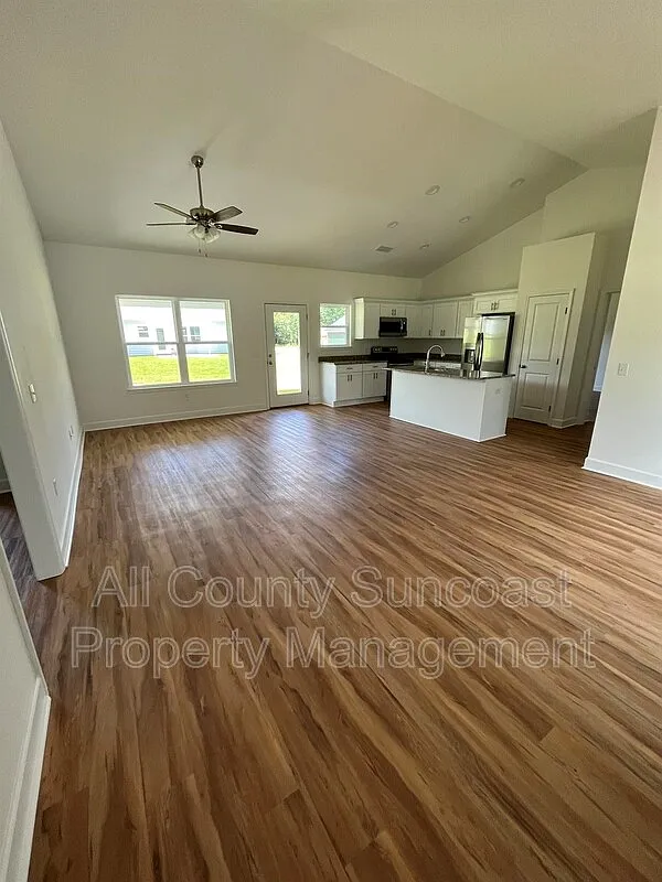 3 bed, 2.0 bath, $1,855 — Photo 3