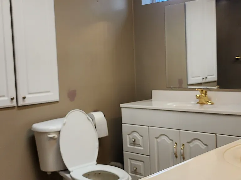 7995 Hazelgreen Rd NE — Photo 23