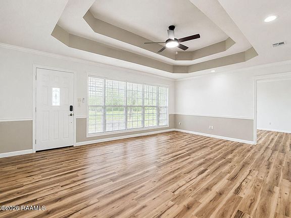 5th image of 16224 Saint Elmo Rd