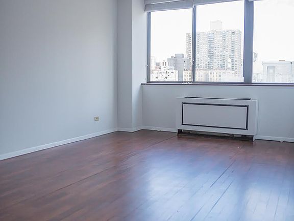 3rd image of 330 E 75th St APT 14H