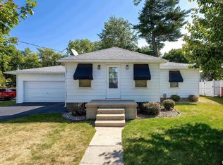 110 N Vail St, Geneseo, IL 61254