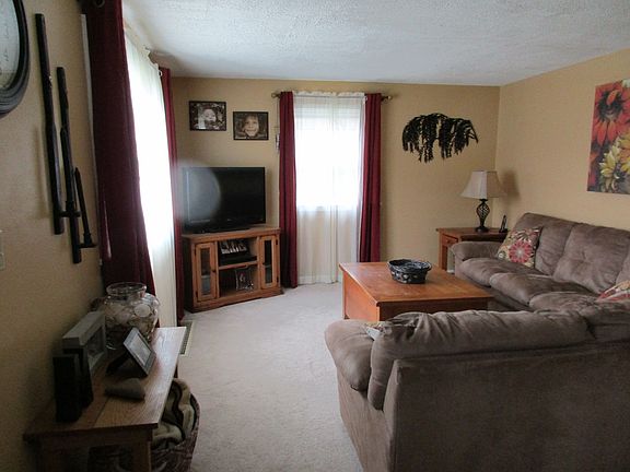 3rd image of 309 W Sheridan Ave