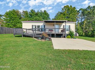 1337 Roy Owens Rd, Jamestown, TN 38556