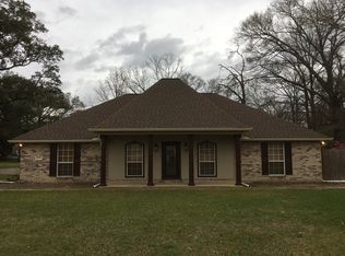 4125 Bank St., Hessmer, LA 71341