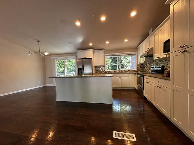 3601 88th Ave SE — Photo 11
