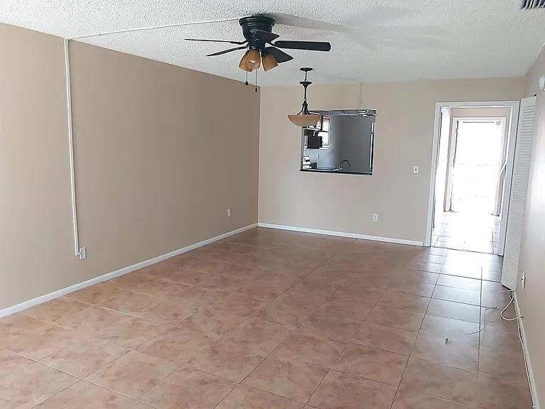 2513 S 17th St #205 — Photo 3