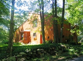 141 Upper Pattagansett Rd, East Lyme, CT 06333