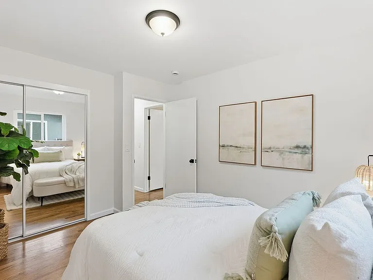 448 Waddington Ave — Photo 3
