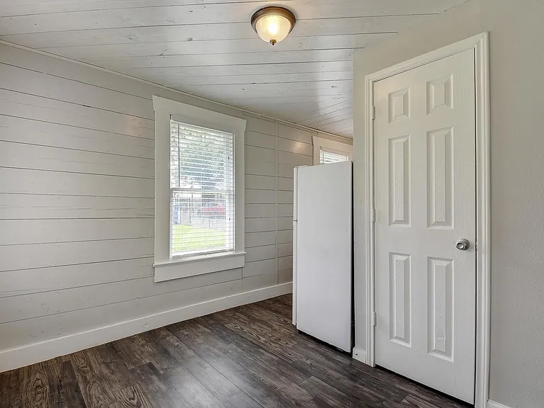 903 Shoal Cliff Ct — Photo 42