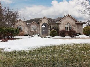 967 Boulder Ridge Dr, Belvidere, IL 61008