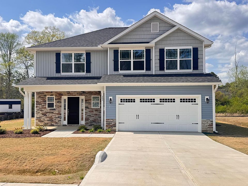 1st image of 203 Lake Edge Dr