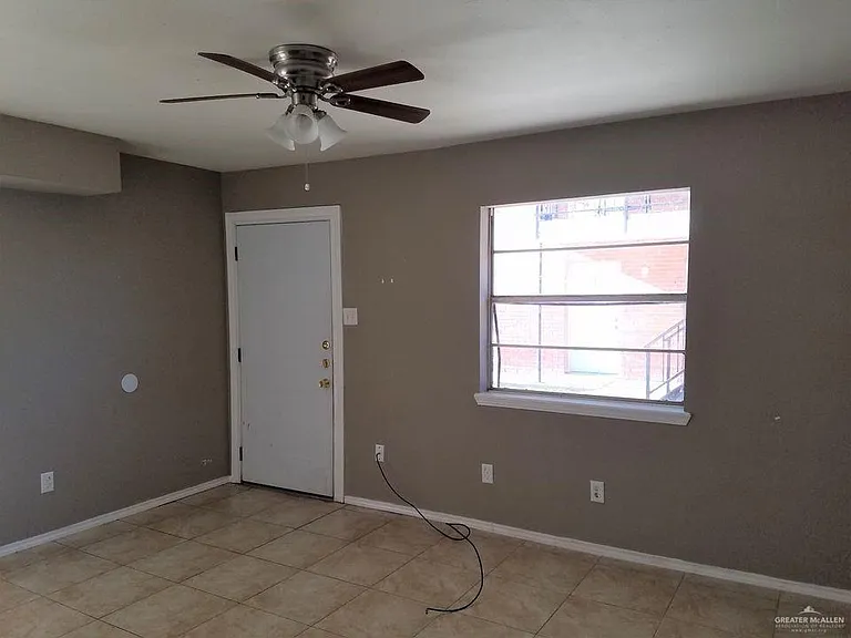 1801 Washington Ave #8 — Photo 9