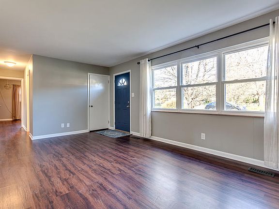 3rd image of 4204 Felty Dr