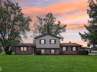 4883 Gibbs Rd, Plainfield, IN 46168