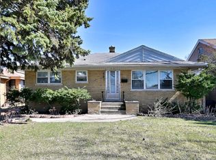 341 Iroquois Rd, Hillside, IL 60162