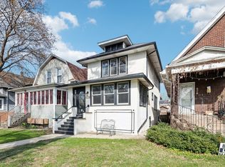 834 S Harvey Ave, Oak Park, IL 60304