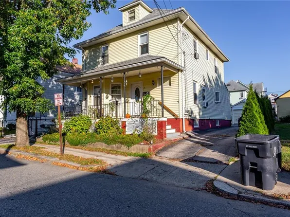 31 Anthony St, East Providence, RI 02914