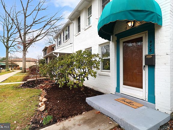 3rd image of 458 Amblewood Way