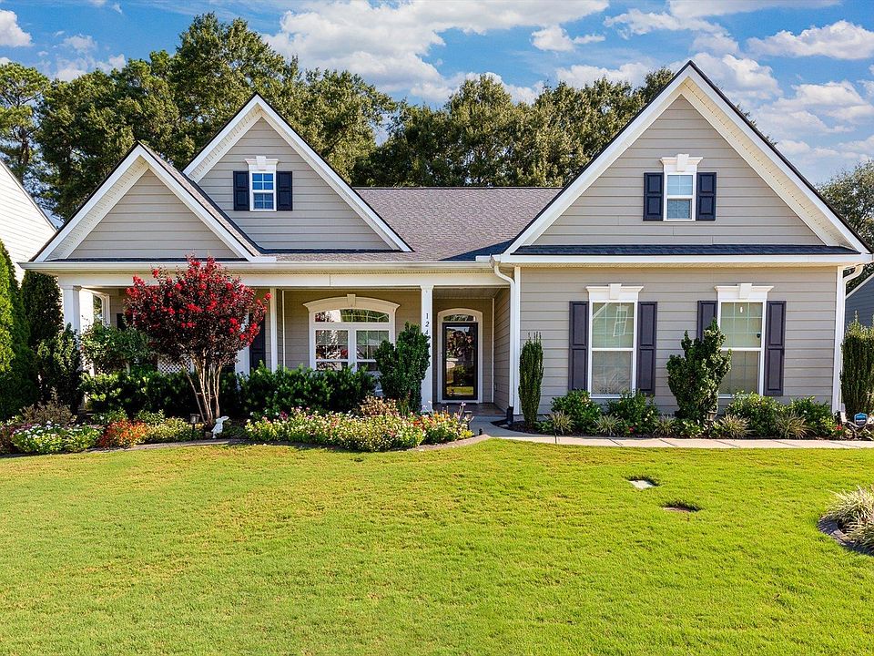 1st image of 124 Village Vista Dr