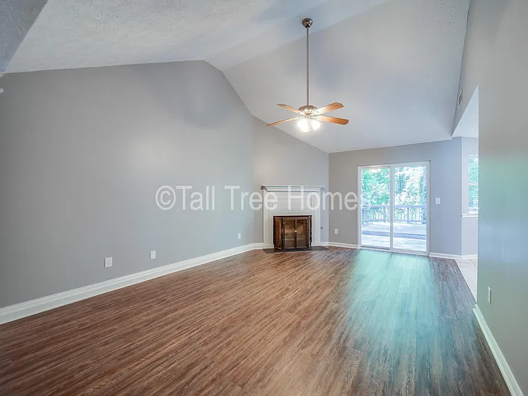 15 Peachtree Way — Photo 6