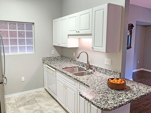 5th image of 1501 Partin Dr #246