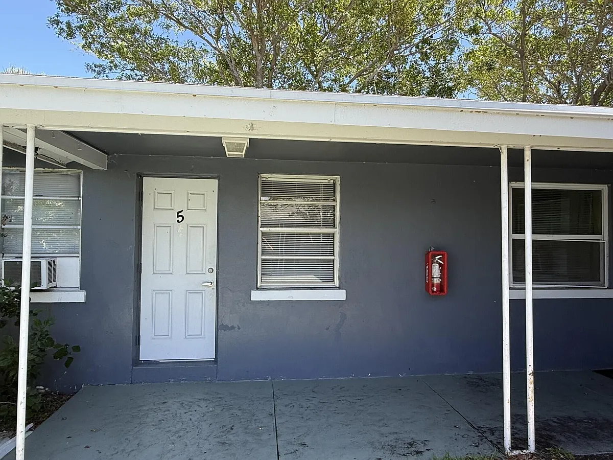 Building Photo - 131 E 27th St #5