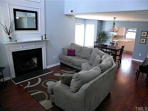 2nd image of 607 Edenberry Dr