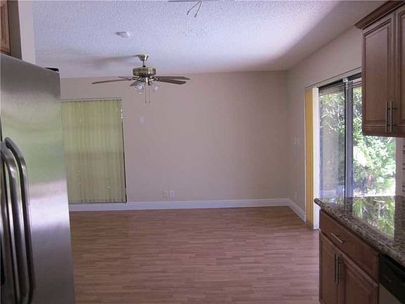 5th image of 4102 N 51st Ave