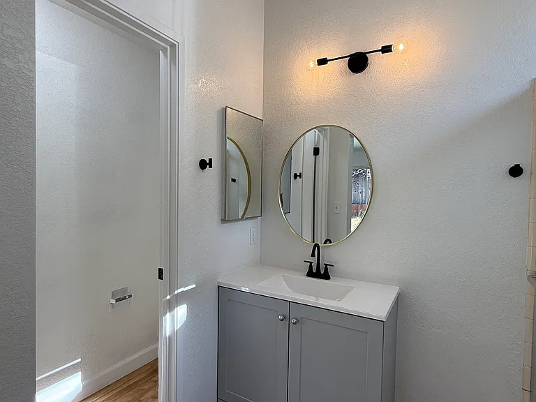 2145 Alta Sierra St — Photo 15