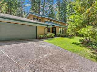 320 Lake Almanor West Dr, Chester, CA 96020