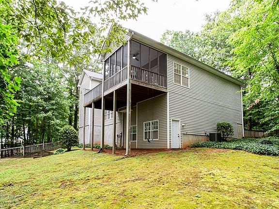 3rd image of 3071 Cypress Cv