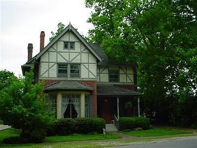 1st image of 132 Stout Ave