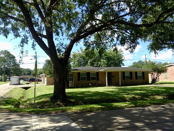 2nd image of 308 Funderburk Ave