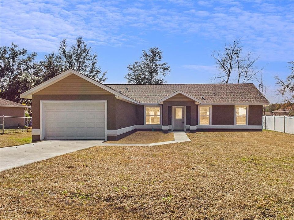 1st image of 24 Pine Course Pass