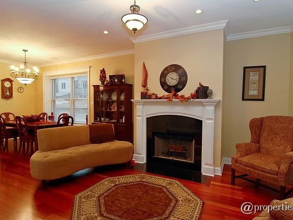 Living Room/Dining Room