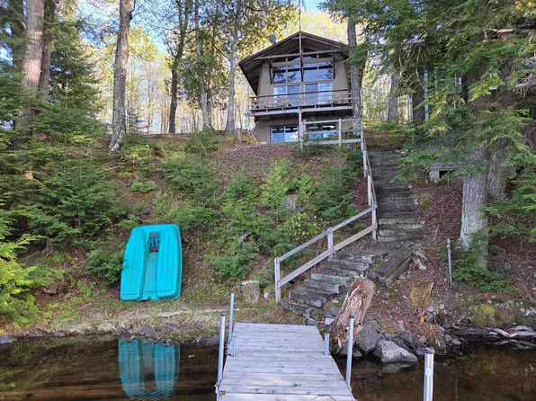 6075 Beatons Lake Rd E, Watersmeet, MI 49969