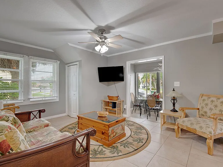 18007 Gulf Blvd #A — Photo 10