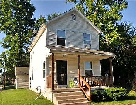2nd image of 21 Machen St