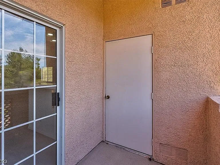 2925 Wigwam Pkwy #1722 — Photo 43