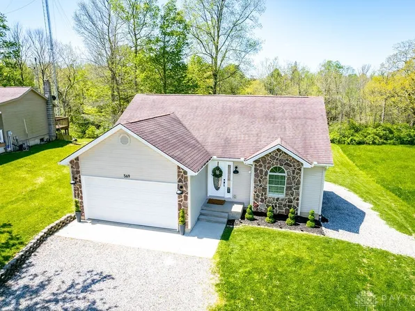 569 Lakengren Dr, Eaton, OH 45320
