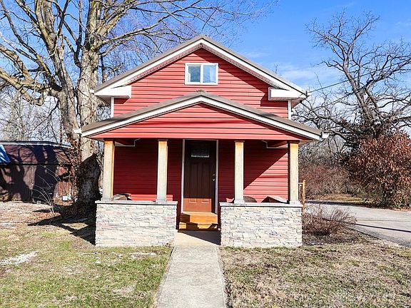 2nd image of 186 W Xenia Ave