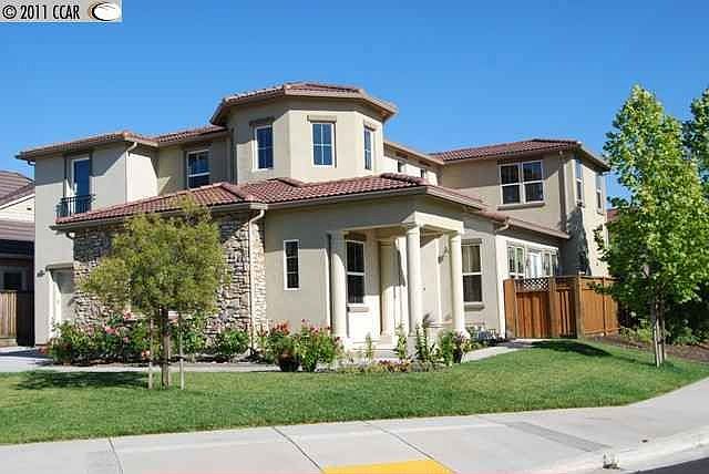 1st image of 504 Mantova Ct
