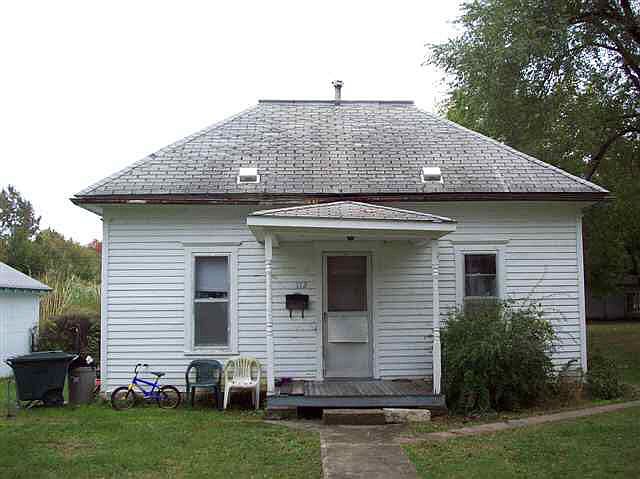 1st image of 112 N Madison St