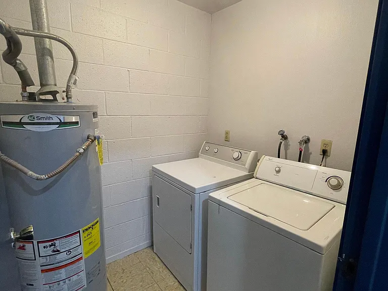 700 E Nelson Ave #C — Photo 9