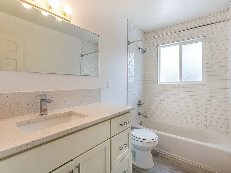 803 Yuma St — Photo 10